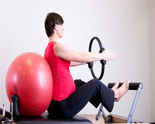 试管胚胎和囊胚费用一样吗 试管移植胚胎和囊胚的区别